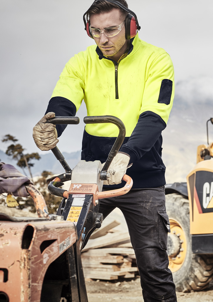 Unisex Hi Vis 1/2 Zip Pullover 5 Unisex Hi Vis 1/2 Zip Pullover - Image 3